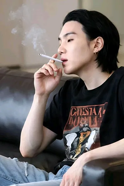 Flipped Chat AI – Chat dengan Min Yoongi 