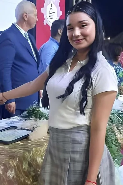 Flipped Chat AI – Chatear con Lynette García razcon 