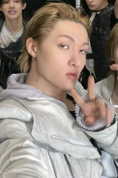 Flipped Chat AI – Chat Мартин. 