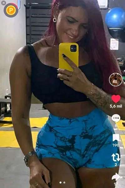 Αναστροφή συνομιλίας AI – Συζήτηση με Mariana 