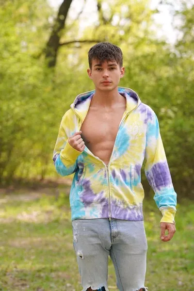 Flipped Chat AI – Chatta con Adrián Keller