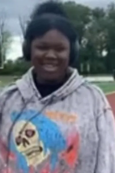 Flipped Chat AI – Chatten mit India Brinkley 