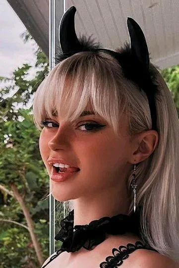 FlippedチャットAI – Sarahとチャット