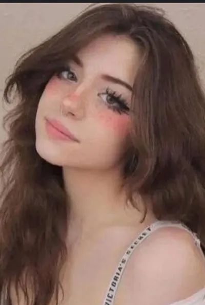 Flipped Chat AI – Чат с Hannah 