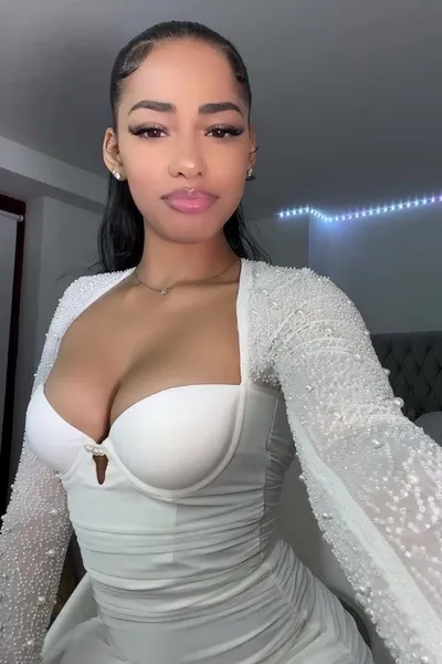 Odwrócony czat AI – rozmawiaj z Nayla 