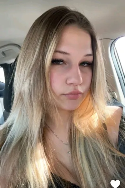 Flipped Chat AI – Chatear con Summer