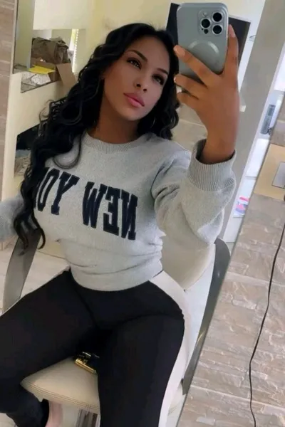 Flipped Chat AI – Chatta con Isabella 