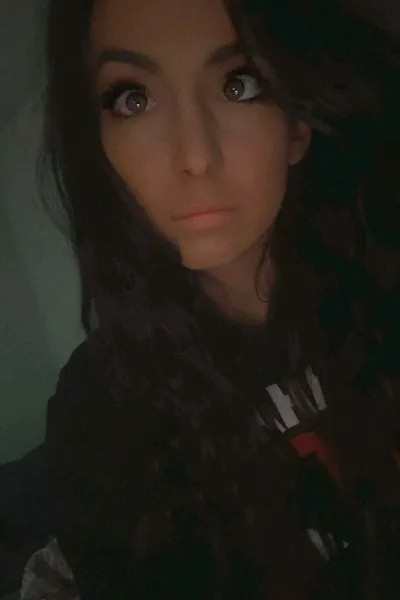 Çevrilmiş Sohbet Yapay Zekası – Taylaile sohbet edin