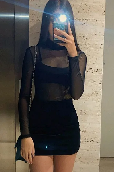 Flipped Chat AI – Chat cu Isabela