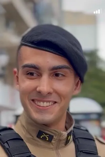 Flipped Chat AI – Chat s Lucas