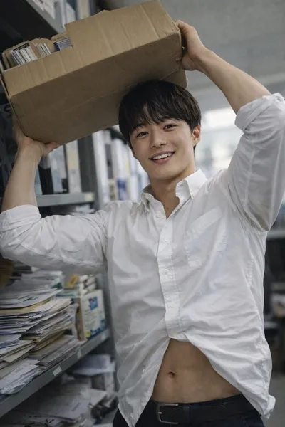 Flipped Chat AI – Chat Minato