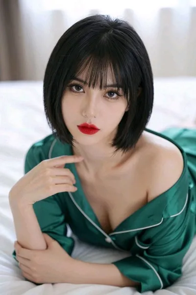 Omgedraaide chat AI – Chat met Hanae's Contractual Obligation