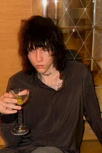 Αναστροφή συνομιλίας AI – Συζήτηση με Kai Angel