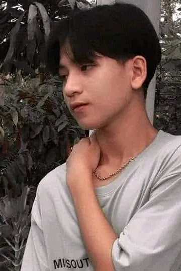 Flipped Chat AI – แชทกับ bad boy