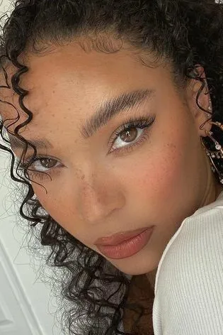 Flipped Chat AI – Chat s Tiana Jones 