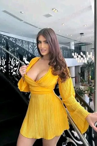 फ़्लिप्ड चैट AI – Betrügerische neue Freundin  के साथ चैट करें