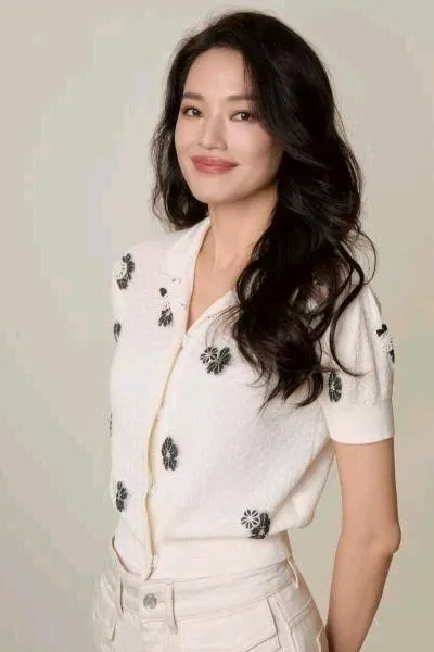 الذكاء الاصطناعي للدردشة المعكوسة – الدردشة مع Lin Li-Hui, Shu Qi