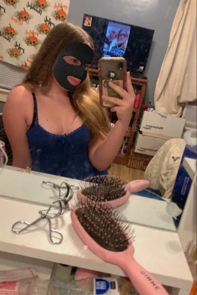 Flipped Chat AI – แชทกับ Bailey