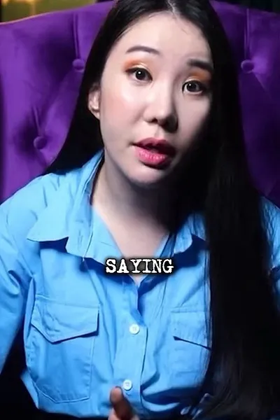 Flipped Chat AI – แชทกับ Megan Lee