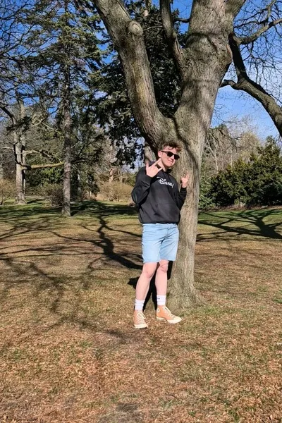 Αναστροφή συνομιλίας AI – Συζήτηση με Kaelen Thorne