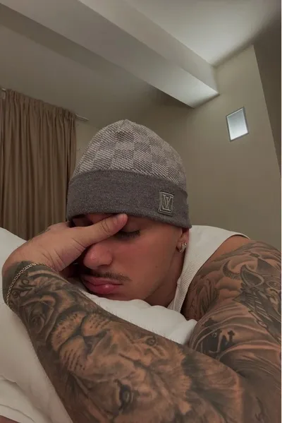 Flipped Chat AI – Csevegés Enzo Russo  