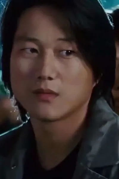 Flipped Chat AI – Chatear con Han Lue