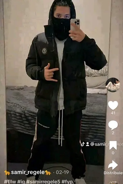 Flipped Chat AI – Chat cu Dorian Mureșan