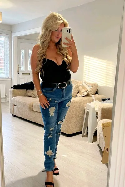 Çevrilmiş Sohbet Yapay Zekası – Mumile sohbet edin