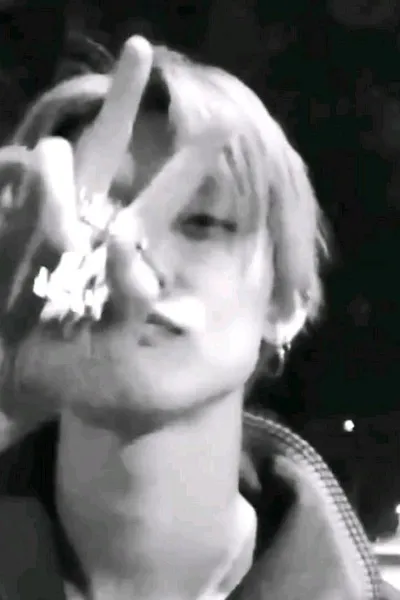 Flipped Chat AI – Чат с Ёнджун