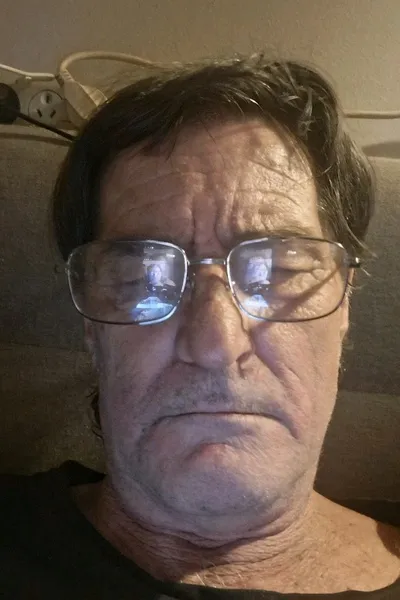 AI trò chuyện đảo ngược – Trò chuyện với Donald Richards 