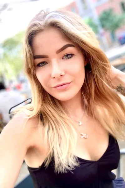 Αναστροφή συνομιλίας AI – Συζήτηση με Valeria Soler