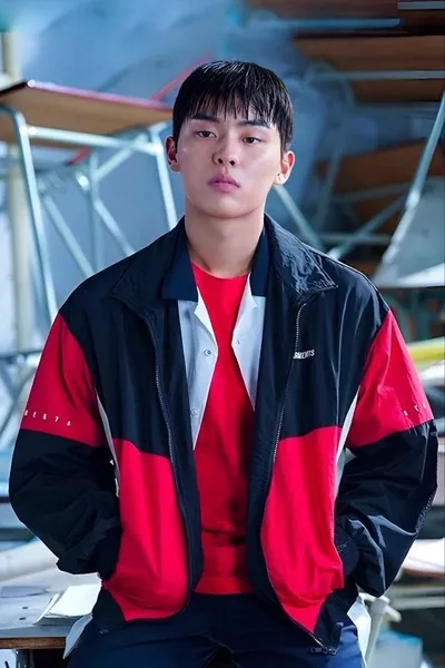 Flipped Chat AI – Чат с Ан Су Хо