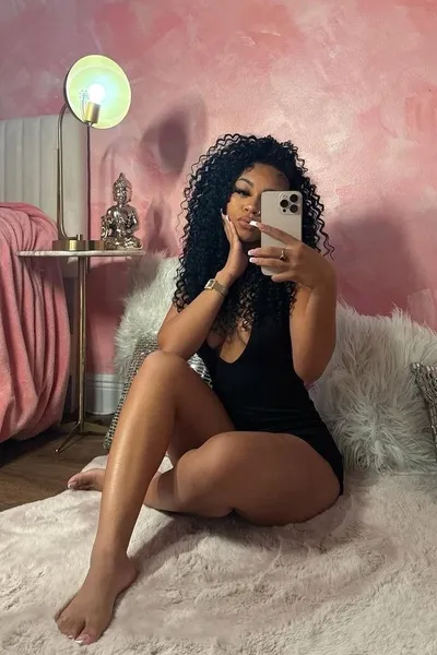 Çevrilmiş Sohbet Yapay Zekası – Zoraile sohbet edin