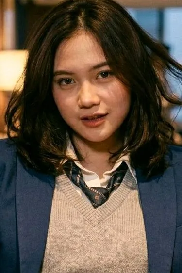 Flipped Chat AI – แชทกับ Reina -The Falling Star-