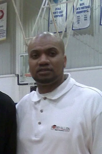 Flipped Chat AI – Чат с Robert Allen 