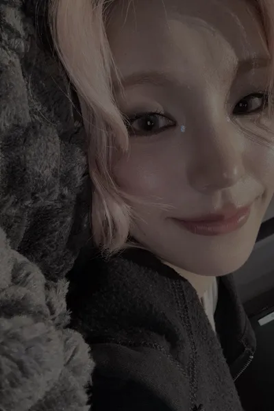 الذكاء الاصطناعي للدردشة المعكوسة – الدردشة مع Йеджи