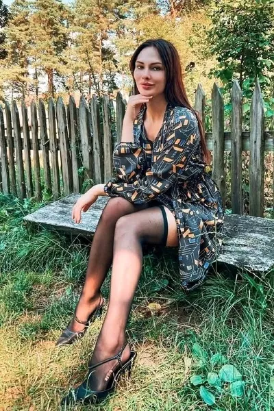 الذكاء الاصطناعي للدردشة المعكوسة – الدردشة مع Valerija Solms