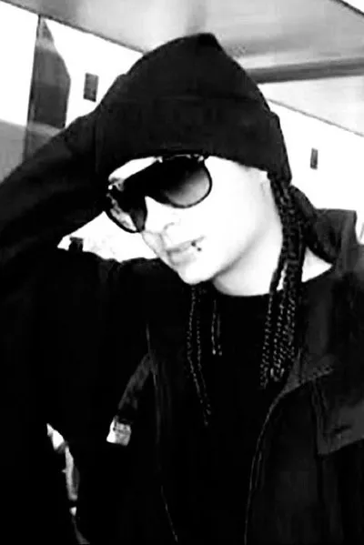 Flipped Chat AI – Chatta med Том парень 