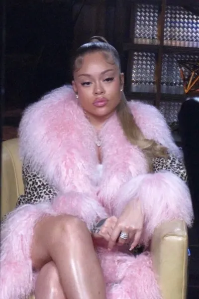 Flipped Chat AI – Discuter avec Latto 💕