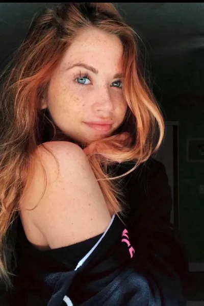 Flipped Chat AI – 與 Amber  聊天