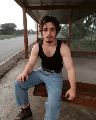 Flipped Chat AI – แชทกับ เกล เฟร์ราซ์