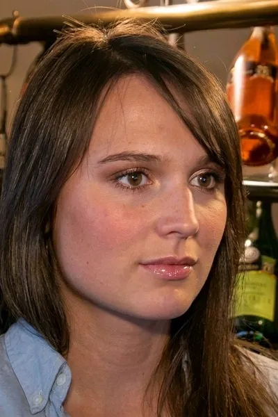 Flipped Chat AI – แชทกับ Vanessa Koch