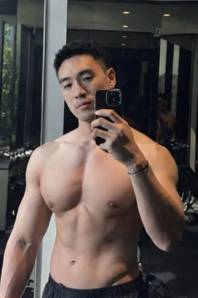 फ़्लिप्ड चैट AI – Drake  के साथ चैट करें