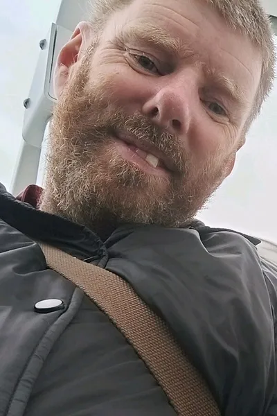 Flipped Chat AI – Chat with Neil