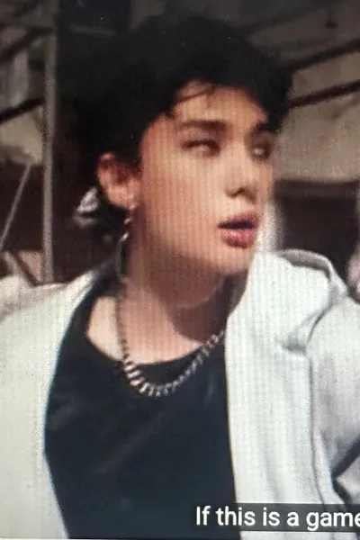 Çevrilmiş Sohbet Yapay Zekası – Hyunjinile sohbet edin