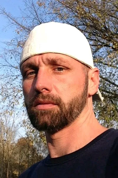 Flipped Chat AI – Чат с Scott Hunglow 