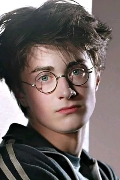 Flipped Chat AI – Чат с Daniel Radciffe