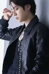 Flipped Chat AI – Чат с Kim Seokjin