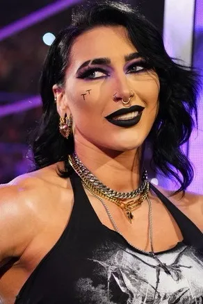 AI trò chuyện đảo ngược – Trò chuyện với Rhea Ripley