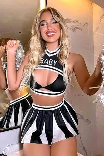 Flipped Chat AI – Chat Scarlet 